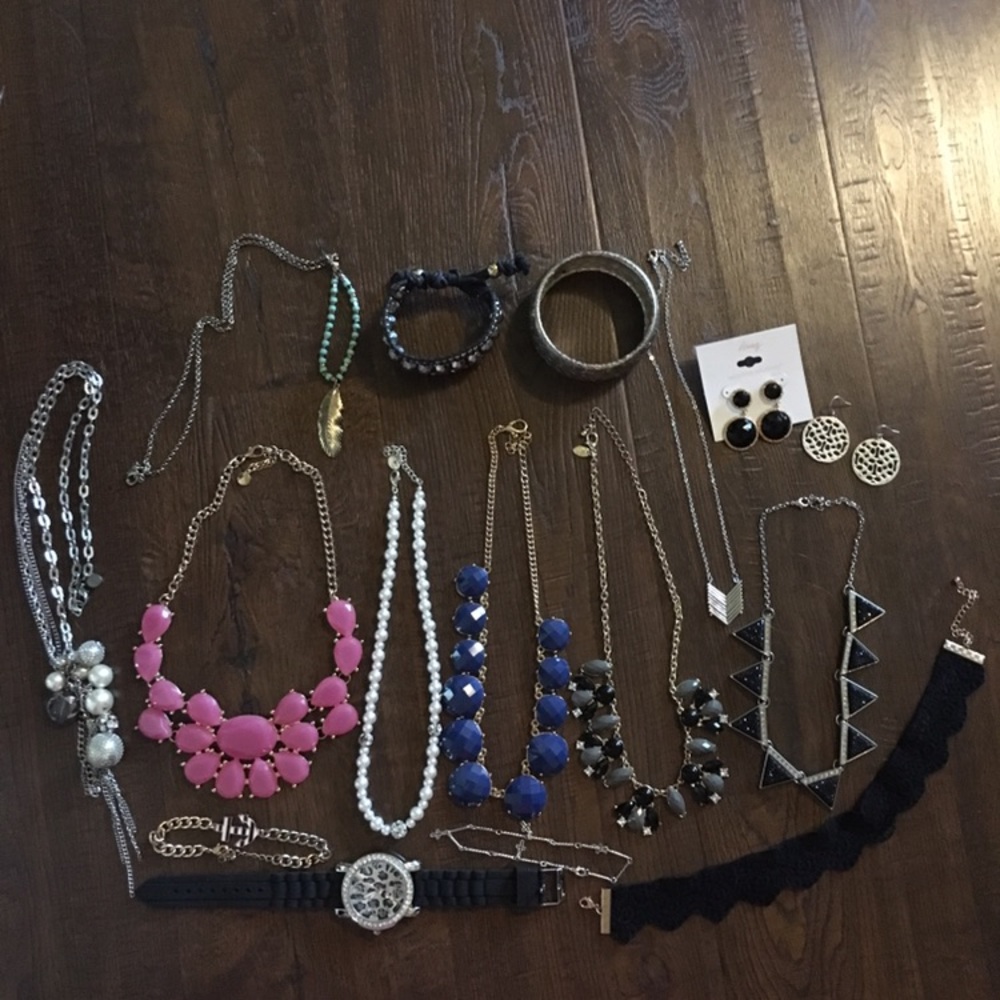 Jewelry lot